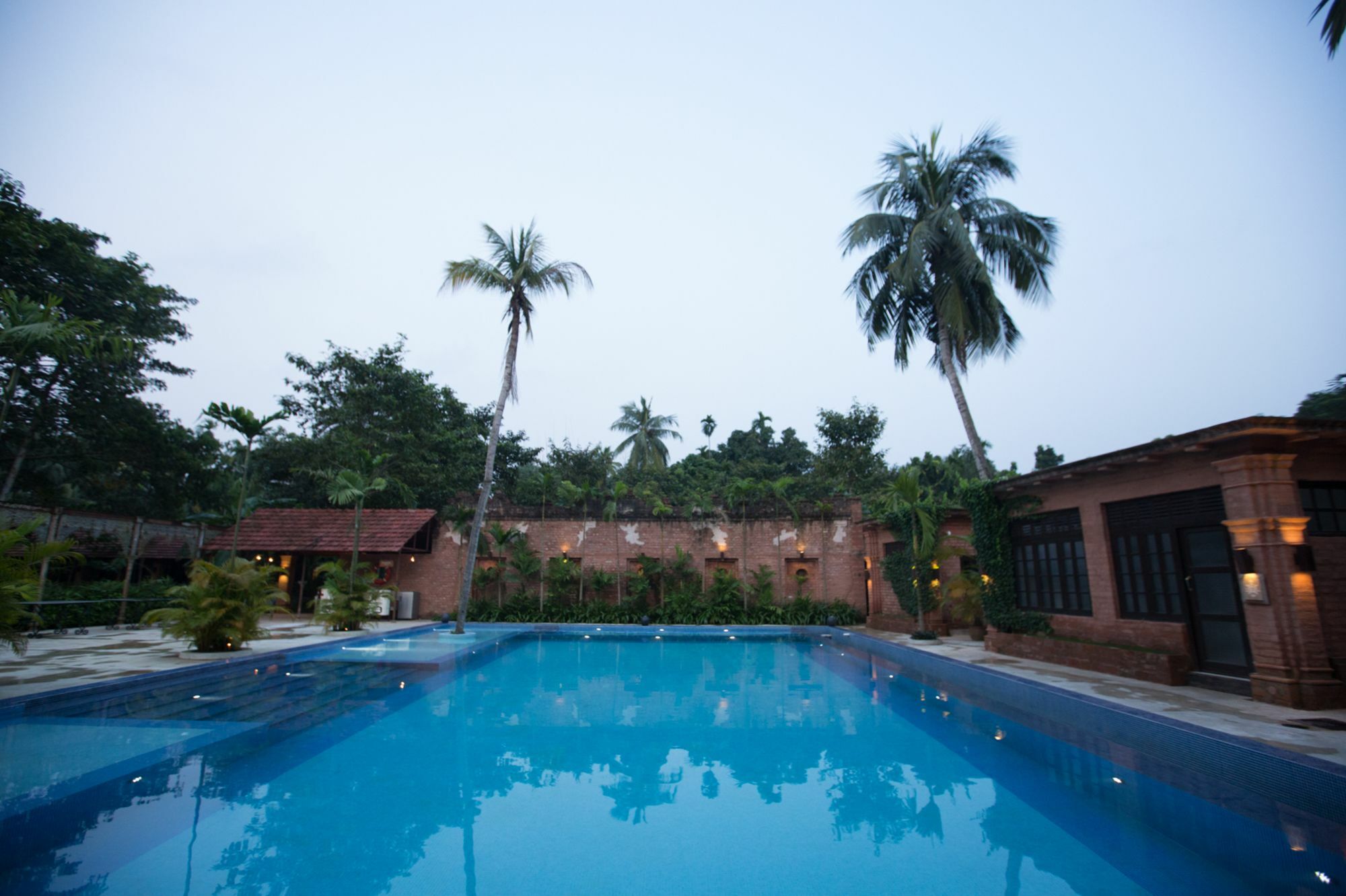 Hotel The Rajbari Bawali Calcutta  Esterno foto